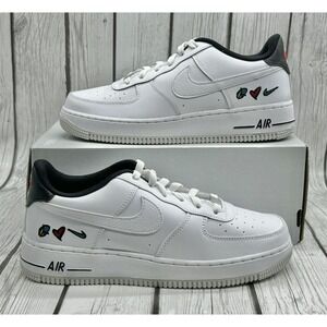 Nike Air Force 1 '07 LV8 3 GS Peace Love Nike White Size 6.5Y DM8154‑100